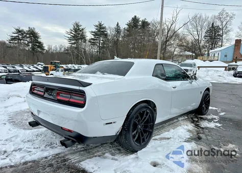 2022 Dodge Challenger R/T Scat Pack z USA, uszkodzony, nr VIN 2C3CDZFJ4NH124933